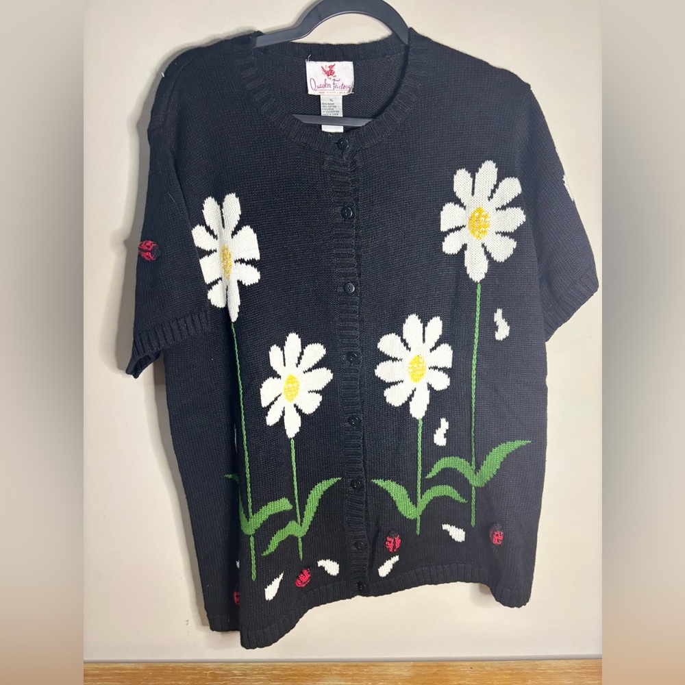 Quacker Factory Vibtage Ladybug Daisy‎ Cardigan size XL